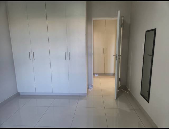 1 BEDROOM SECTIONAL TITLE FOR SALE IN UMHLANGA RIDGE